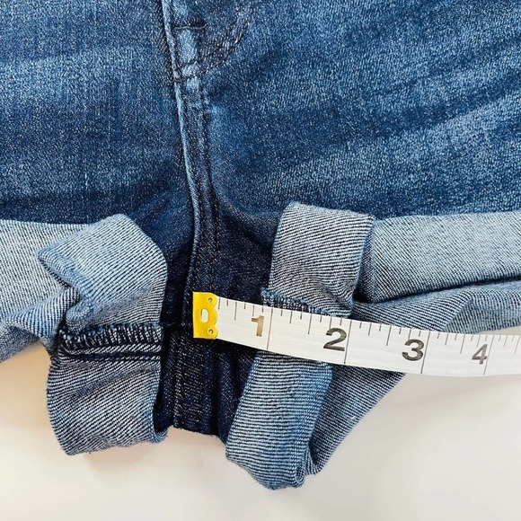 American Eagle Super Hi-Rise Shortie - Picture 10 of 11